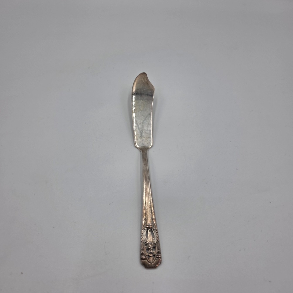 Wallace Classic Harmony House Filigree Silverplate Butter Knife 1937 Silverware‎